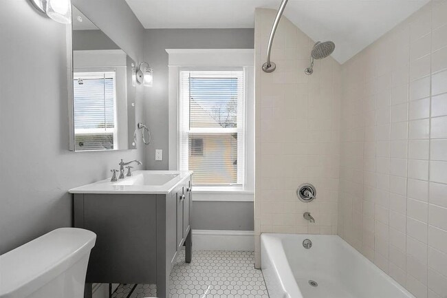 Building Photo - Charming Cape Cod Single Family