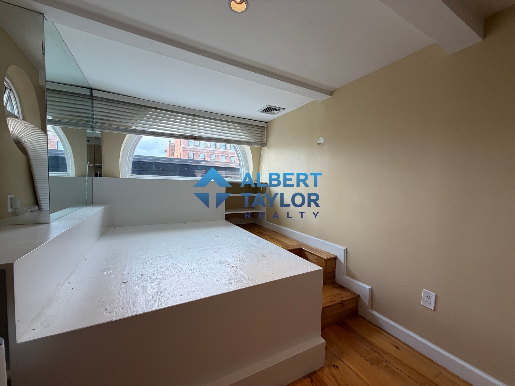Bedroom 2 - 109 Beacon St