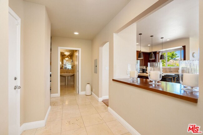 Building Photo - 24907 Marbella Ct