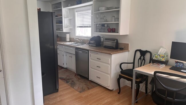 Building Photo - 5965 Wilbur Ave