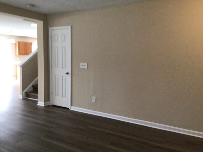 Building Photo - 3104 Olustee Dr