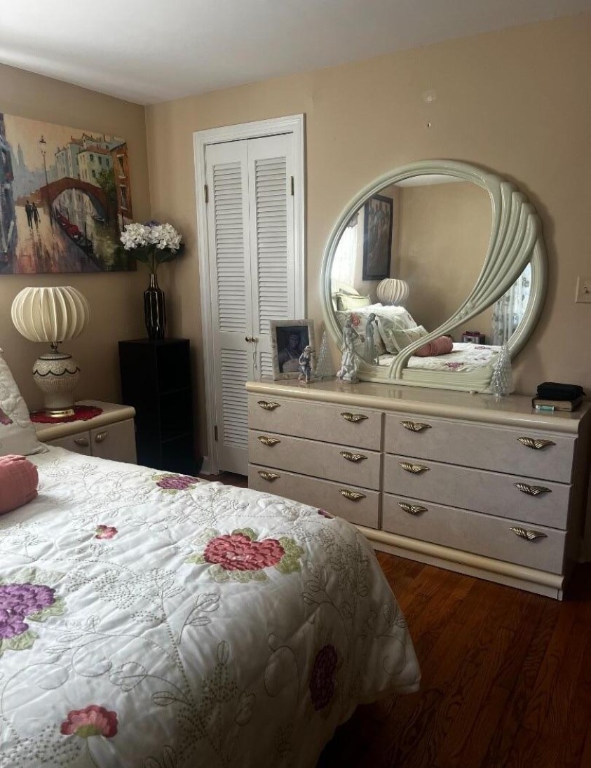 Bed2 - 1259 Grandview Ave