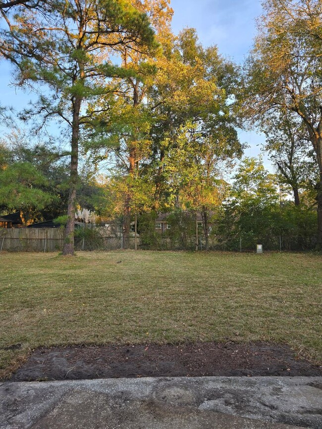 Building Photo - Renovated 3BR home in Sangaree