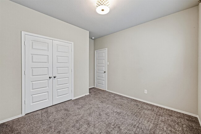 Building Photo - 2511 Sandbar Shark Ct