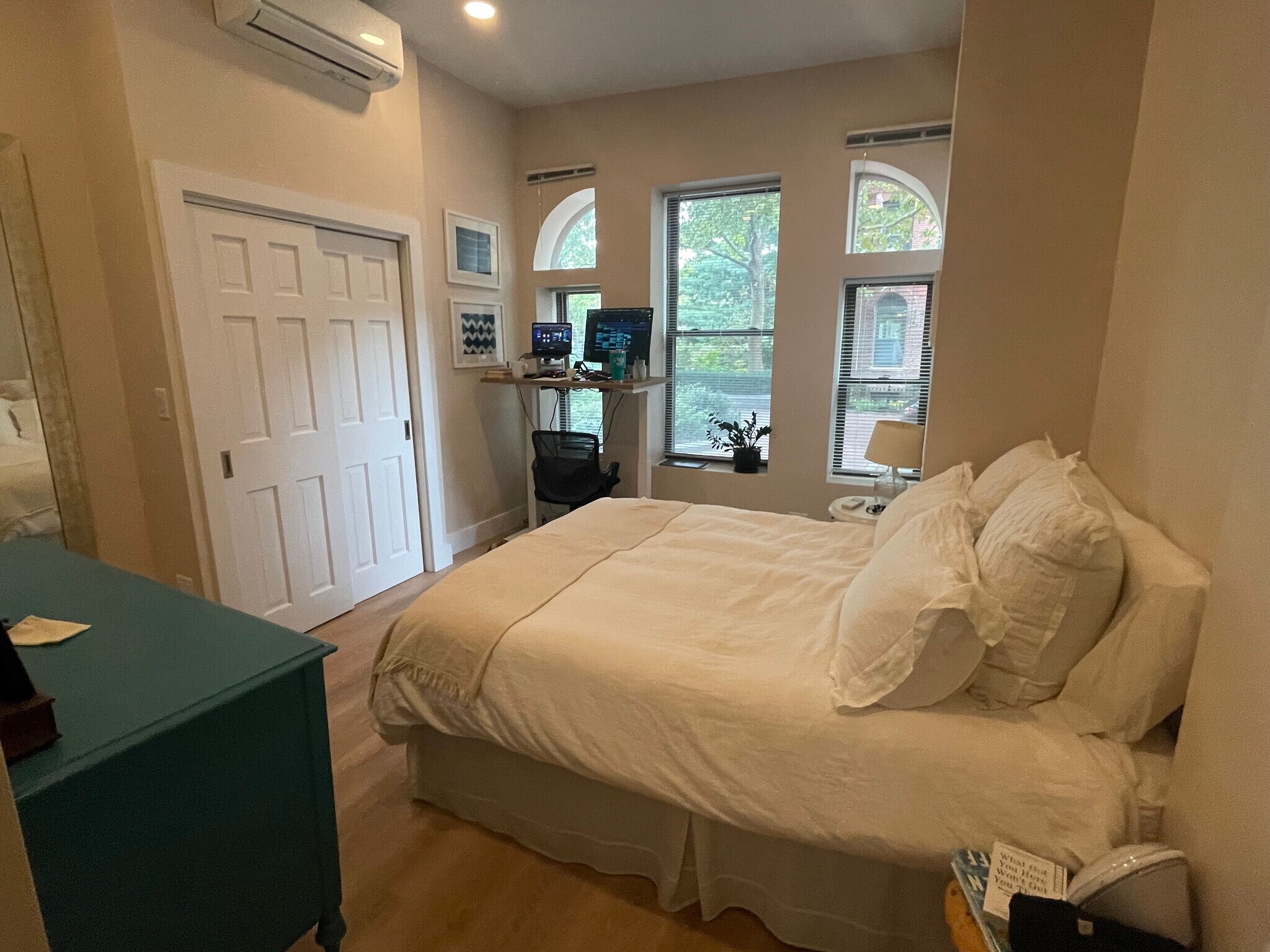 Building Photo - 18 Durham St