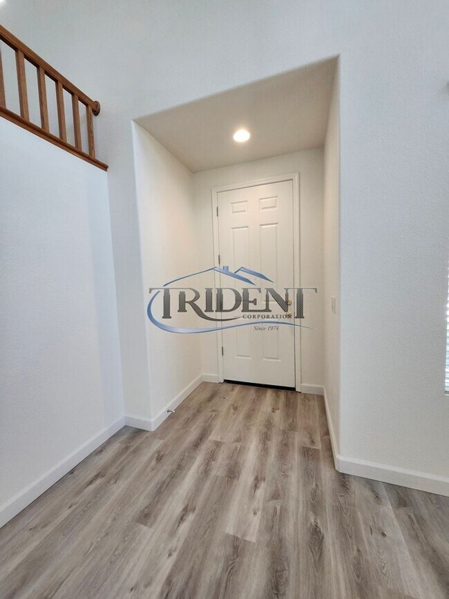Building Photo - 1218 Galston Dr