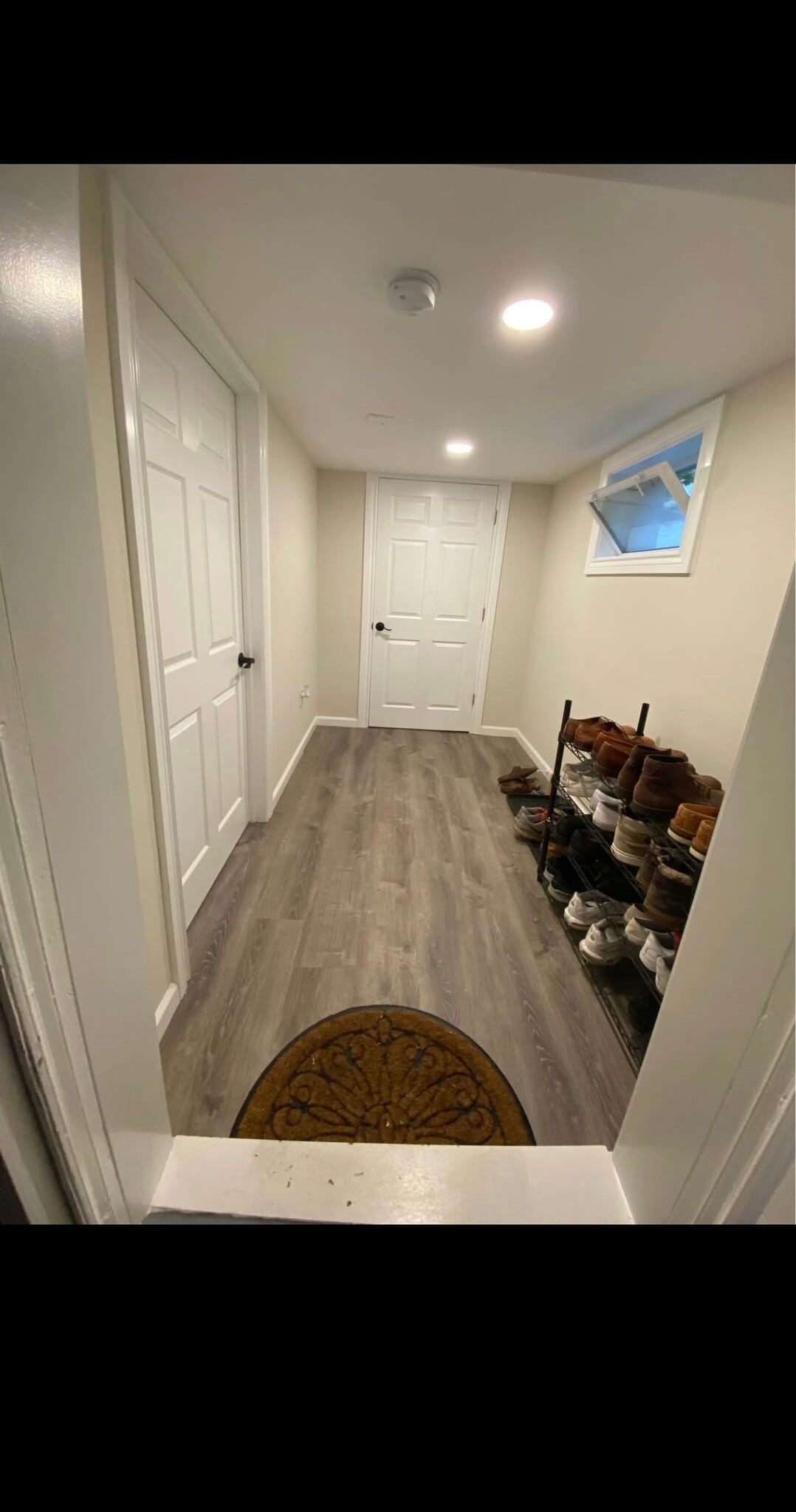 Entrance to unit - 33 Bridge St