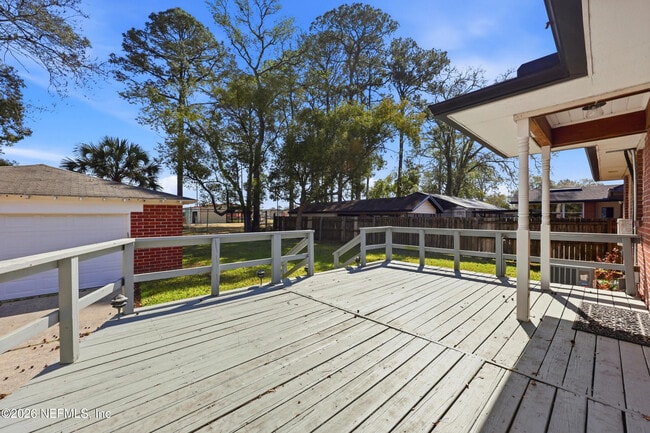 Building Photo - 813 Old Hickory Rd