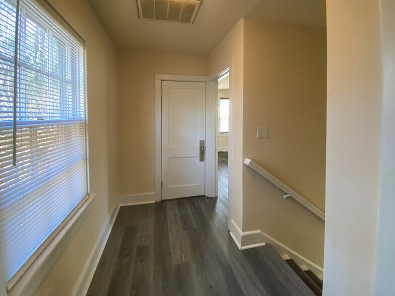 Building Photo - 715 Lafayette St