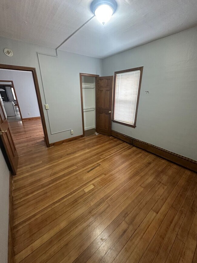 Building Photo - 43 Prospect St