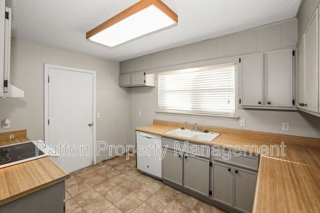 Building Photo - 31 Northridge Dr