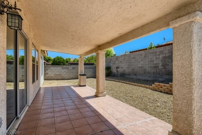 Building Photo - 8909 Big Plantation Ave