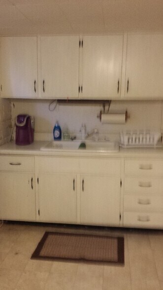 Building Photo - 420-4 W Stadium