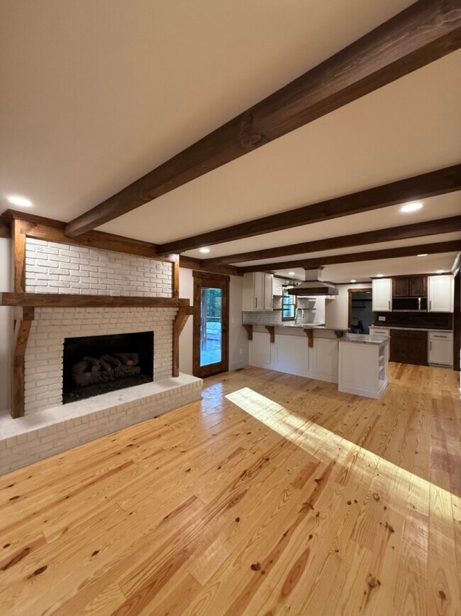Building Photo - 233 Ranchwood Trail
