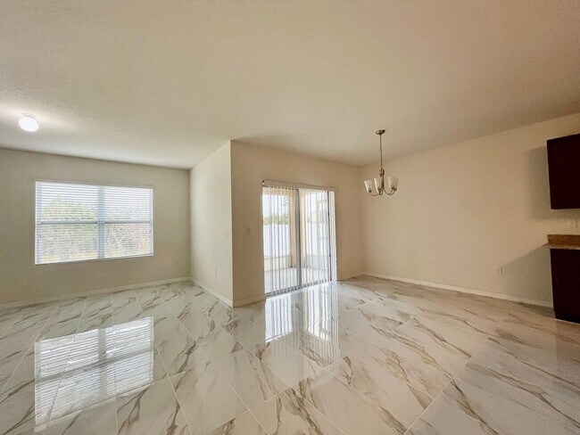 Building Photo - 3227 Bayou Bay Dr
