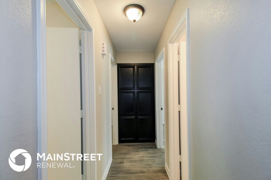 Building Photo - 1010 Galaxy Dr