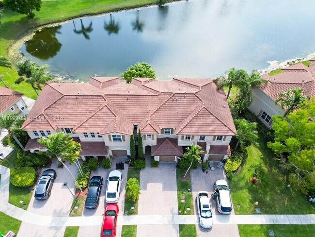 Building Photo - 130 Riverwalk Cir