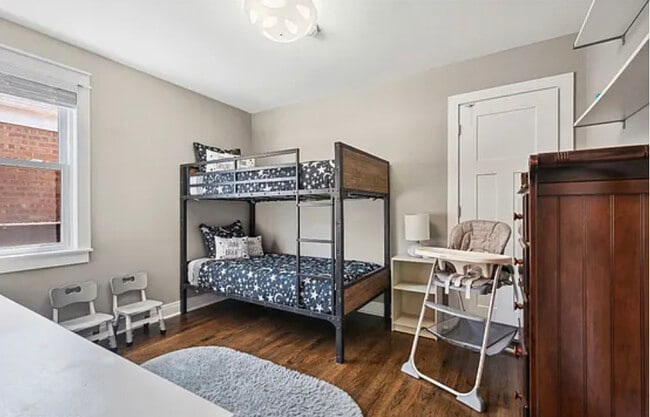 Building Photo - 2124 Seward St