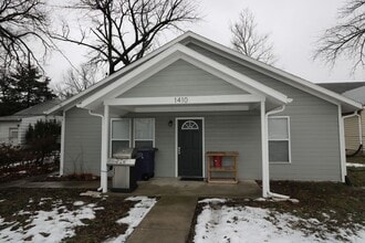Building Photo - 1410 Houston St