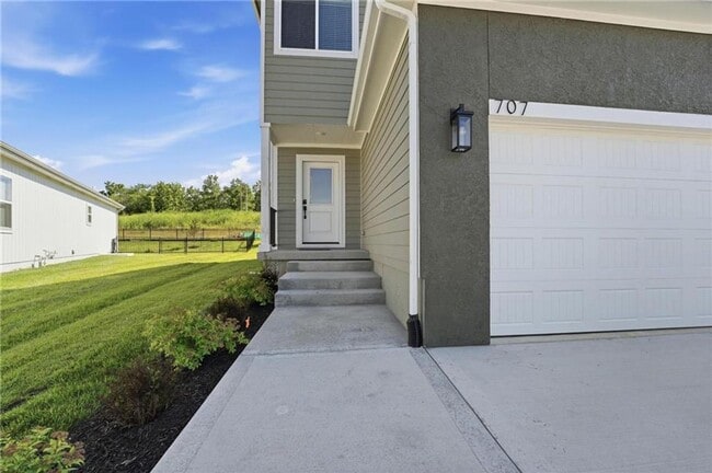 Building Photo - {707} Brand New Creekmoor 2 Story + Modern design & Finishes