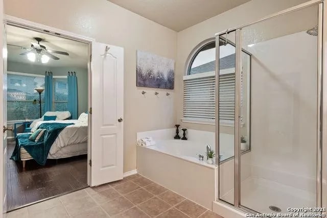 Building Photo - 8415 Spicewood Bend