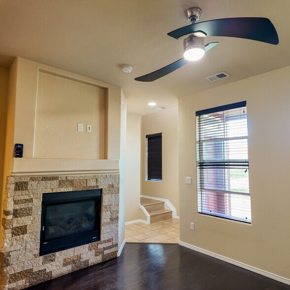 Building Photo - 5234 Prominence Pt