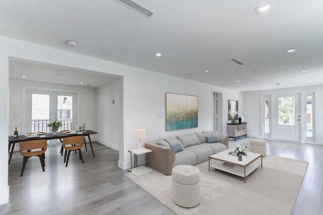 Building Photo - 833 Ardmore Rd