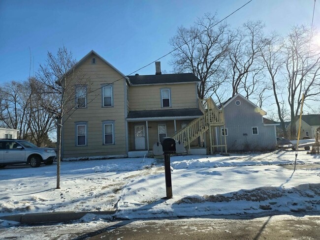 Building Photo - 2123 4th St