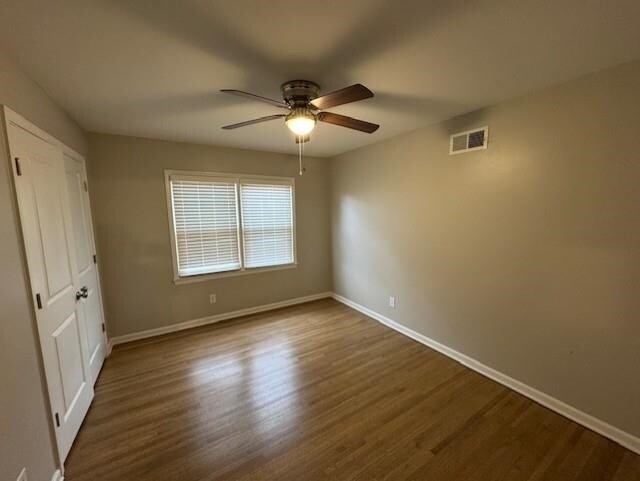 Building Photo - 1592 W Crestwood Dr