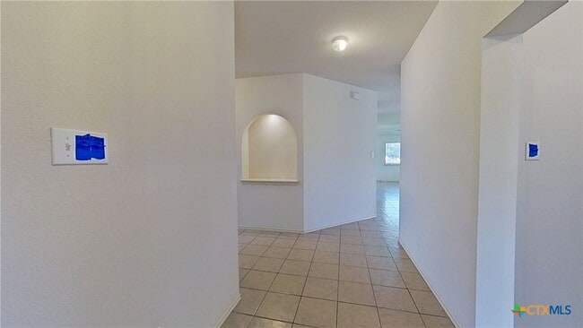 Building Photo - 1119 Whitley Dr