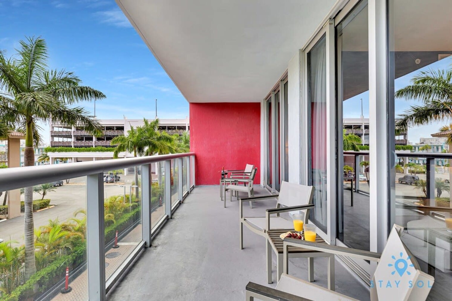 Building Photo - 2602 E Hallandale Beach Blvd