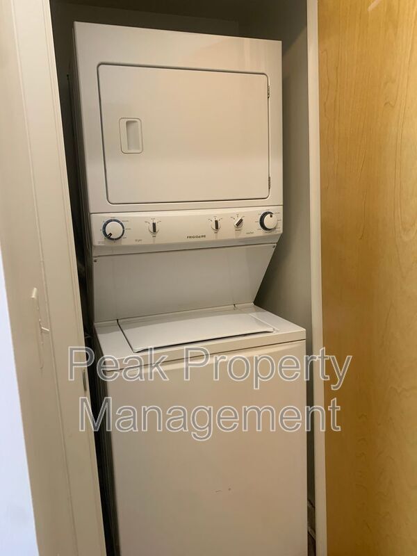 Building Photo - 1315 Hull Street Rd