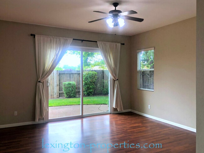 Building Photo - Stunning, 3 Bed, 2 Bath, +Office, Home near Gayaldo Park in Rocklin!