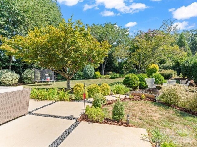 Building Photo - 9423 Harlow Creek Rd