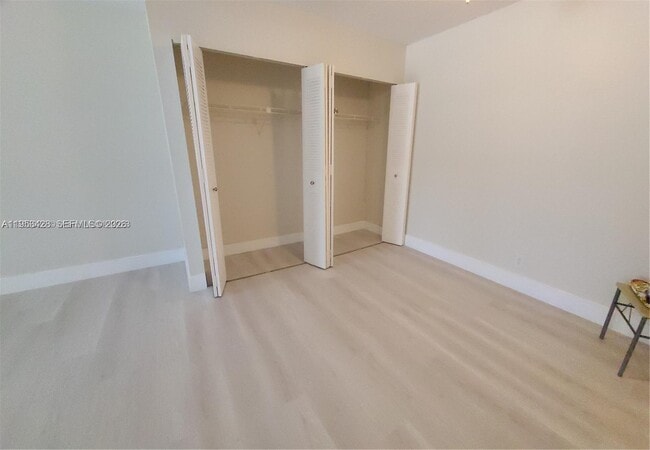 Building Photo - 4222 Inverrary Blvd