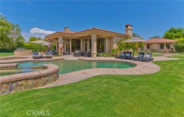 Building Photo - 55495 Royal St George