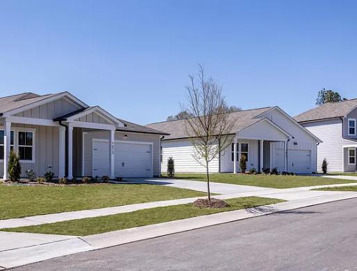 Building Photo - 1504 Rhodes Pond St