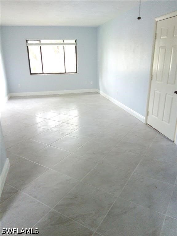 Building Photo - 1480 Green Valley Cir