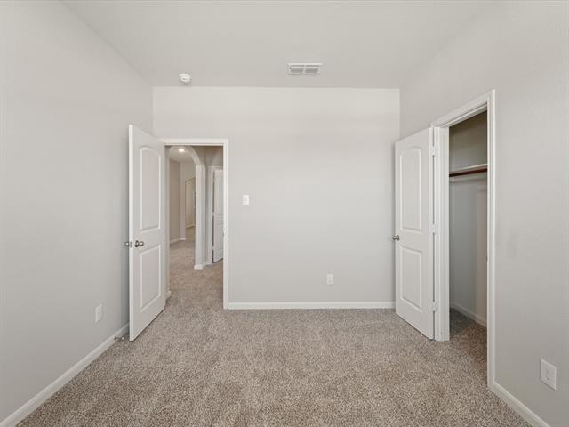 Building Photo - 2113 Erlinda Dr