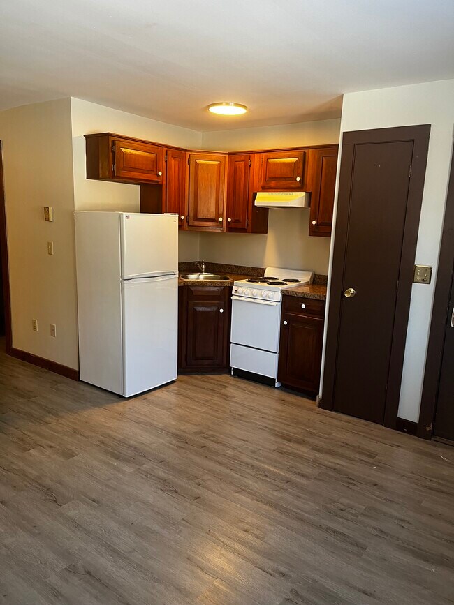 334 Weare Rd 334 Weare Rd Henniker NH 03242 Apartment Finder