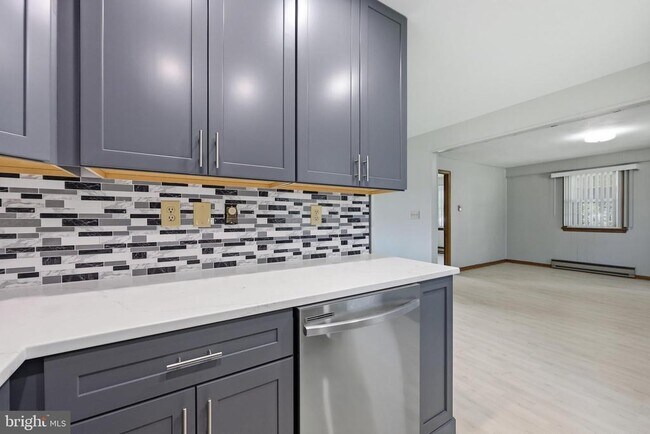Building Photo - 4015 Jefferson Pike