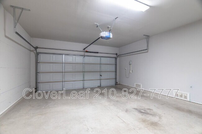 Building Photo - 11446 Sea Gull Ct