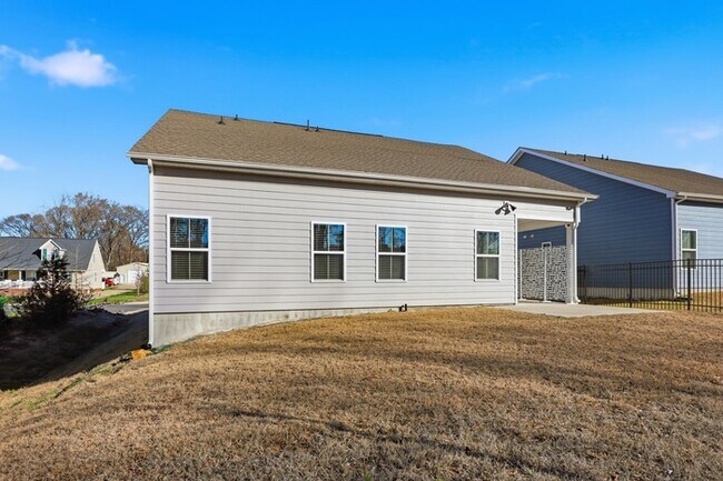 Building Photo - 6334 Cambridge Dr