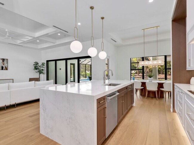 Building Photo - Brand-new contemporary estate on 2.27 private acres