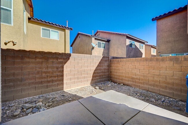 Building Photo - Coming Late November 2025 - Beautiful Hous...