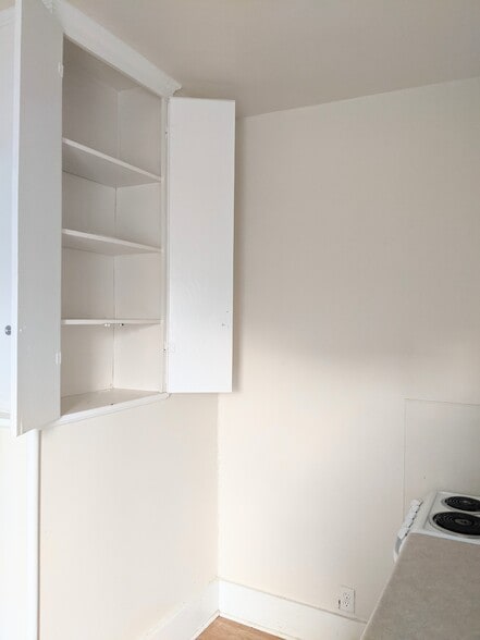 Kitchen #3 - 529 W Ionia St