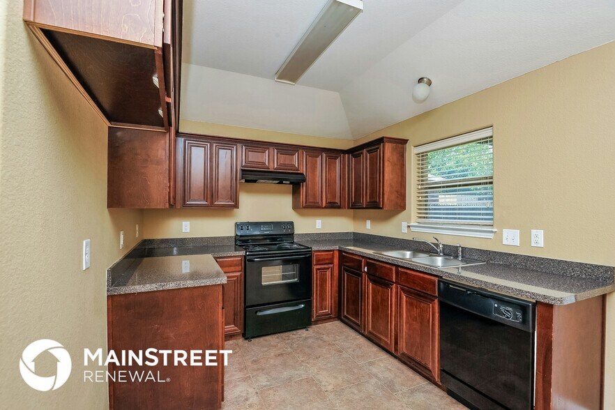 Building Photo - 7668 Hollow Point Dr