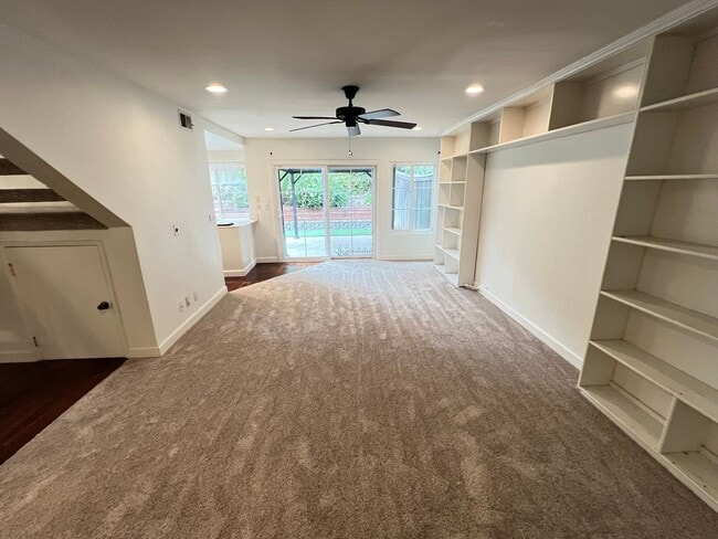 Building Photo - Lovely 4 Bed 3 Bath Brea Home With SOLAR
