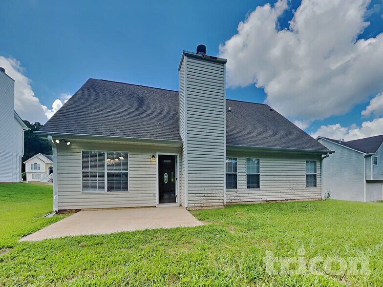 Building Photo - 477 Rosewood Cir