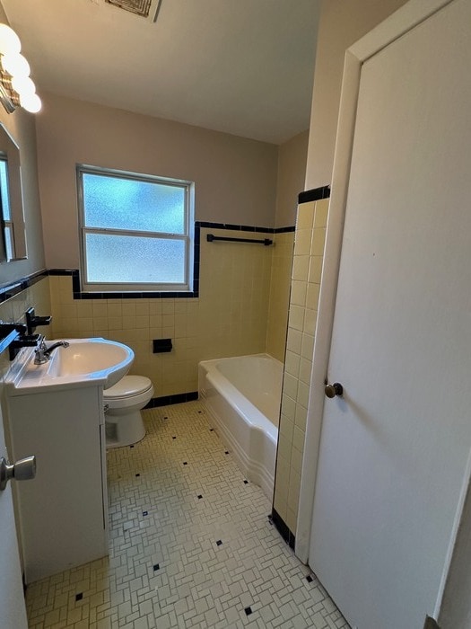 Building Photo - Charming 3 Bedroom Home in Lakewood Available Now!